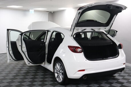 Mazda 3 SPORT NAV 21