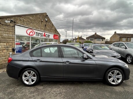 BMW 3 Series 330E SPORT 6