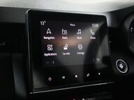 Renault Clio ICONIC TCE 26