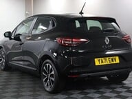 Renault Clio ICONIC TCE 4