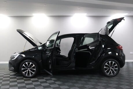 Renault Clio ICONIC TCE 16