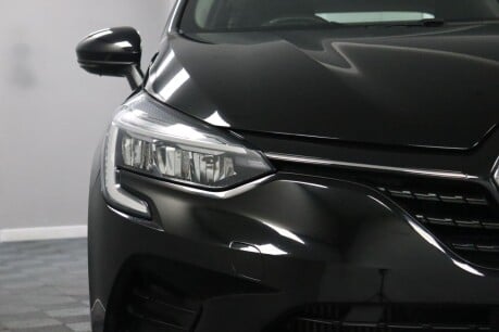 Renault Clio ICONIC TCE 25
