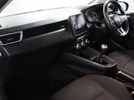 Renault Clio ICONIC TCE 29
