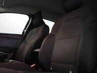 Renault Clio ICONIC TCE 41