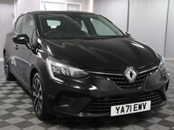 Renault Clio ICONIC TCE 1