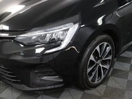 Renault Clio ICONIC TCE 41