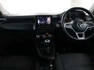 Renault Clio ICONIC TCE 23