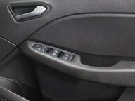 Renault Clio ICONIC TCE 25