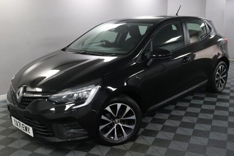 Renault Clio ICONIC TCE 10
