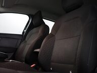 Renault Clio ICONIC TCE 36