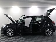 Renault Clio ICONIC TCE 18
