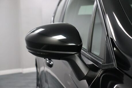 Renault Clio ICONIC TCE 35