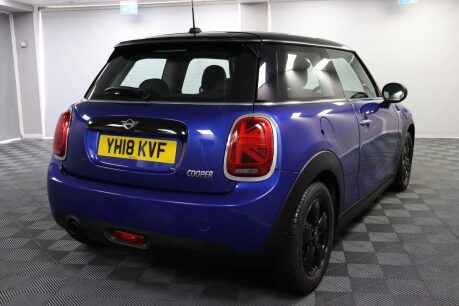 Mini Hatch COOPER 11
