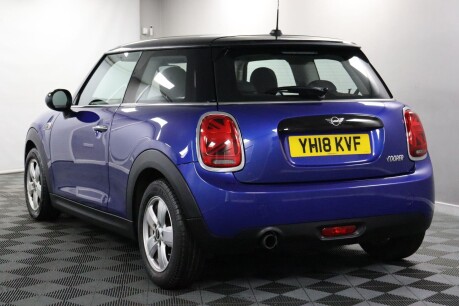 Mini Hatch COOPER 5