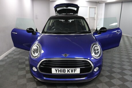 Mini Hatch COOPER 7