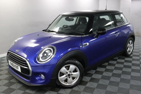 Mini Hatch COOPER 8