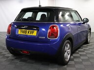 Mini Hatch COOPER 17