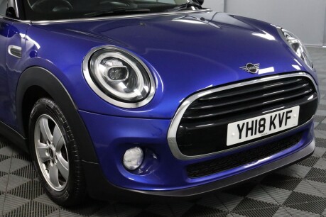 Mini Hatch COOPER 37