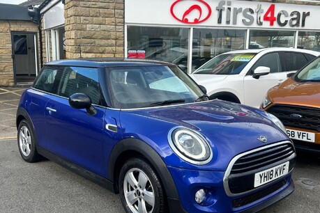 Mini Hatch COOPER