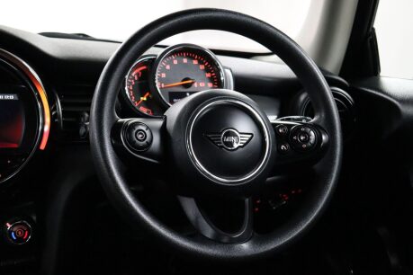 Mini Hatch COOPER 30