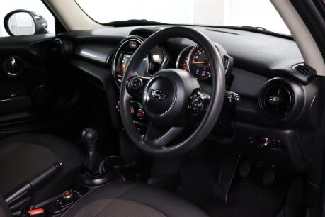 Mini Hatch COOPER 20