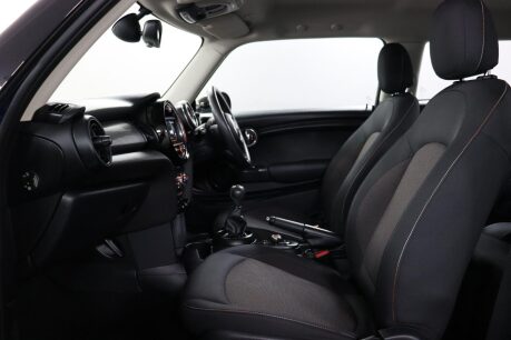 Mini Hatch COOPER 34