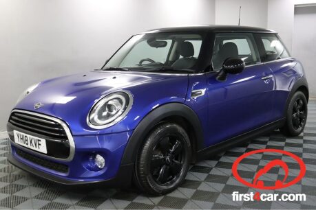 Mini Hatch COOPER 4