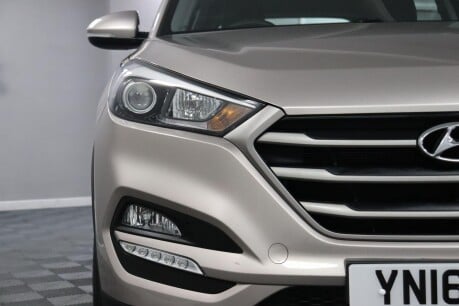 Hyundai TUCSON GDI SE NAV BLUE DRIVE 25