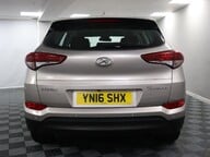 Hyundai TUCSON GDI SE NAV BLUE DRIVE 8