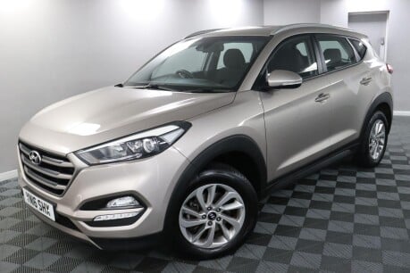 Hyundai TUCSON GDI SE NAV BLUE DRIVE 20