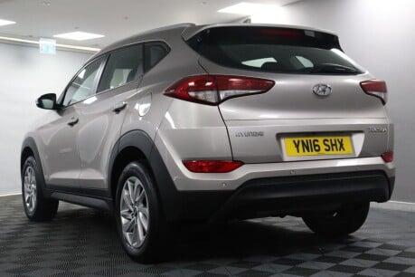 Hyundai TUCSON GDI SE NAV BLUE DRIVE 22