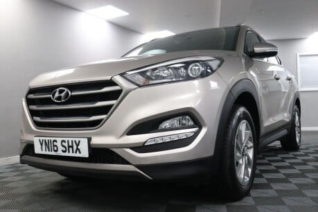 Hyundai TUCSON GDI SE NAV BLUE DRIVE 28