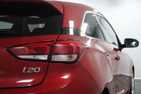 Hyundai i20 T-GDI PREMIUM NAV 22