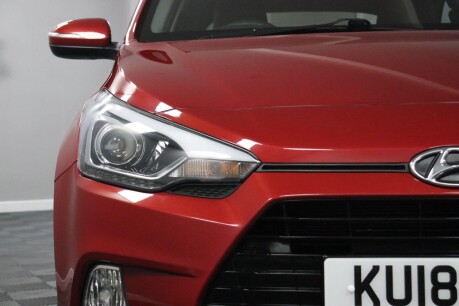 Hyundai i20 T-GDI PREMIUM NAV 24