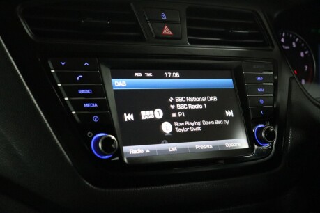 Hyundai i20 T-GDI PREMIUM NAV 38