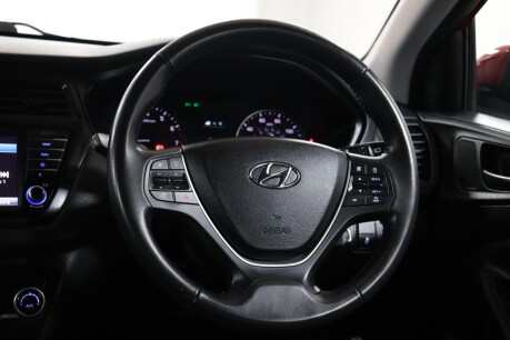 Hyundai i20 T-GDI PREMIUM NAV 44