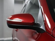 Hyundai i20 T-GDI PREMIUM NAV 32
