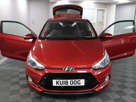 Hyundai i20 T-GDI PREMIUM NAV 6