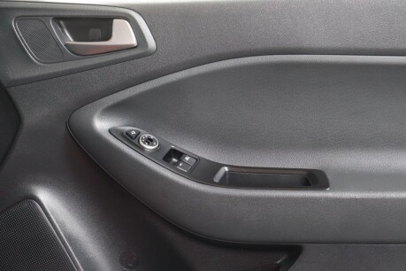 Hyundai i20 T-GDI PREMIUM NAV 35