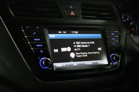 Hyundai i20 T-GDI PREMIUM NAV 30