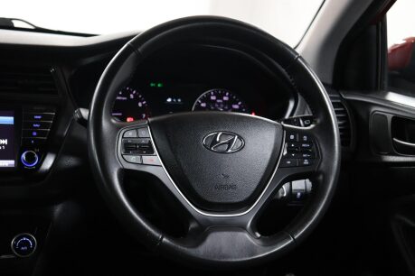 Hyundai i20 T-GDI PREMIUM NAV 34
