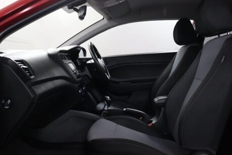 Hyundai i20 T-GDI PREMIUM NAV 36