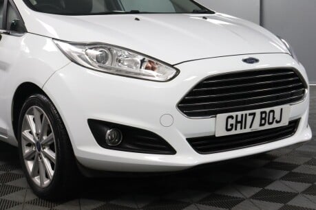 Ford Fiesta 1.0T EcoBoost Titanium Euro 6 (s/s) 5dr 24