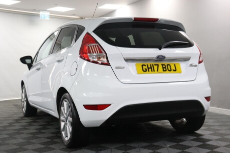 Ford Fiesta 1.0T EcoBoost Titanium Euro 6 (s/s) 5dr 29