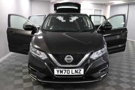 Nissan Qashqai DIG-T ACENTA PREMIUM 7