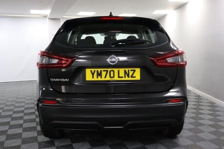 Nissan Qashqai DIG-T ACENTA PREMIUM 8