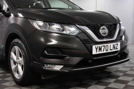 Nissan Qashqai DIG-T ACENTA PREMIUM 24