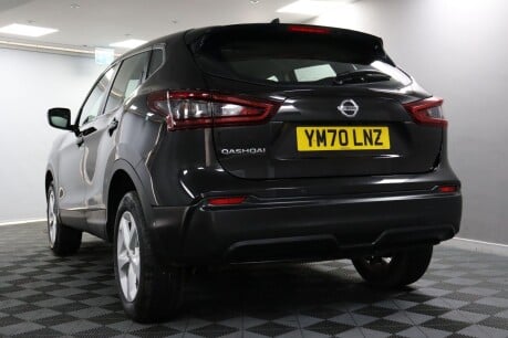 Nissan Qashqai DIG-T ACENTA PREMIUM 29