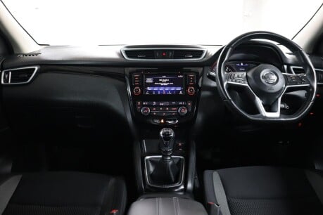 Nissan Qashqai DIG-T ACENTA PREMIUM 41