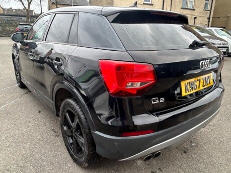 Audi Q2 TFSI SPORT 6